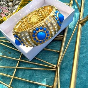 Blue gold tone bracelet